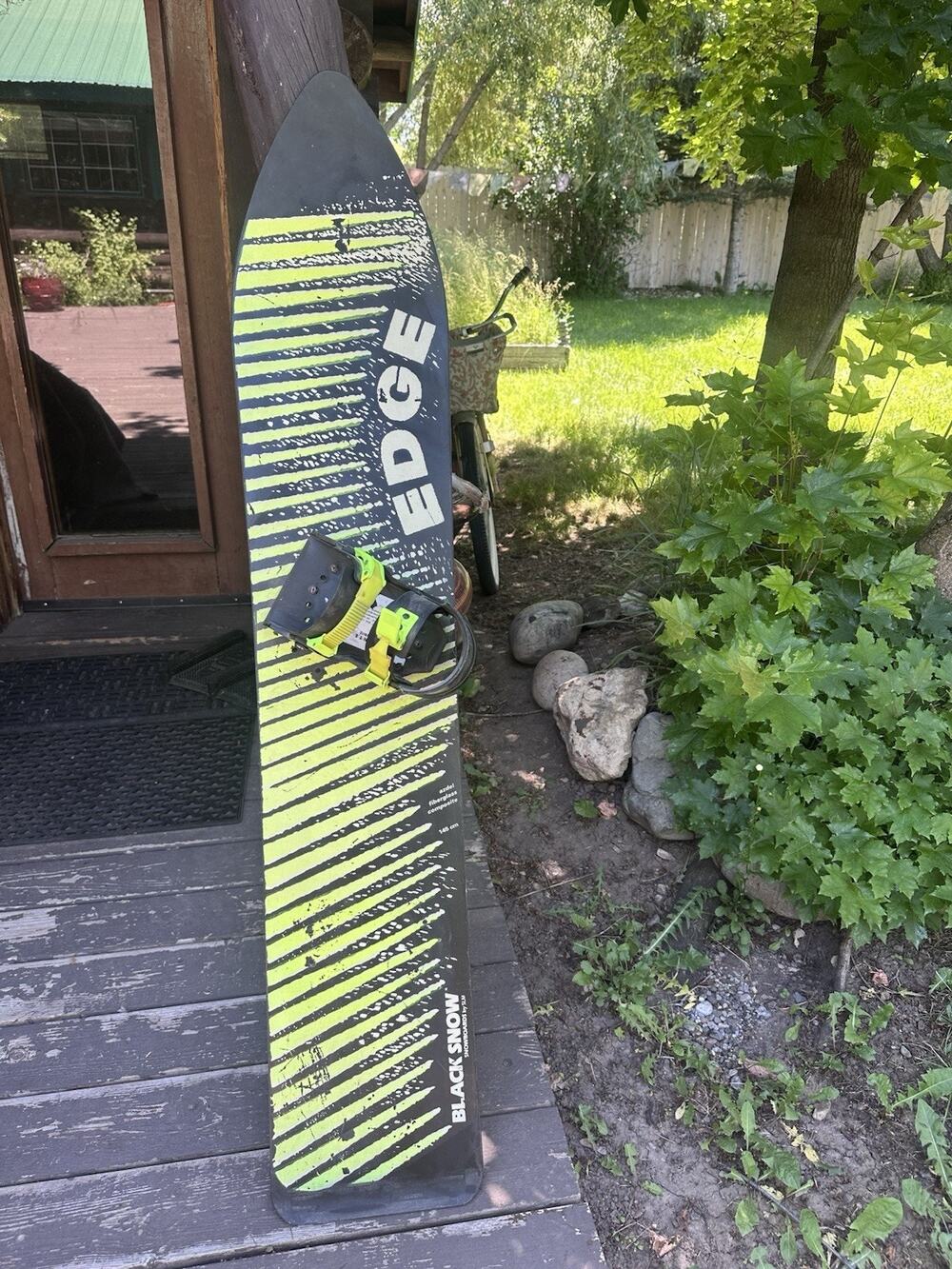 Vintage Black Snow Edge Snowboard Rare Collectible Wall Hang Or Mount & Ride